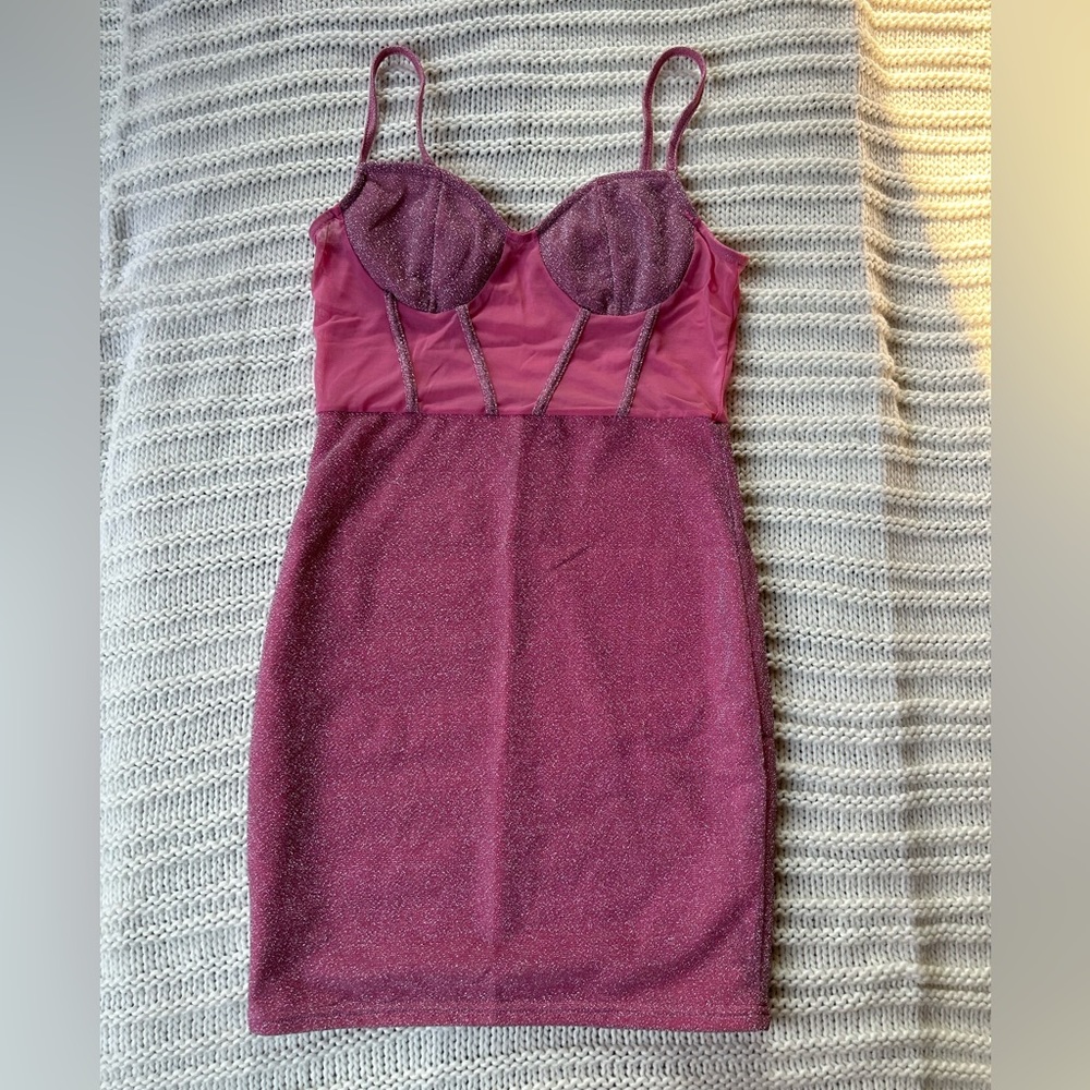 Pink, sparkly bodycon dress, size small, from shein - Picture 2 of 4